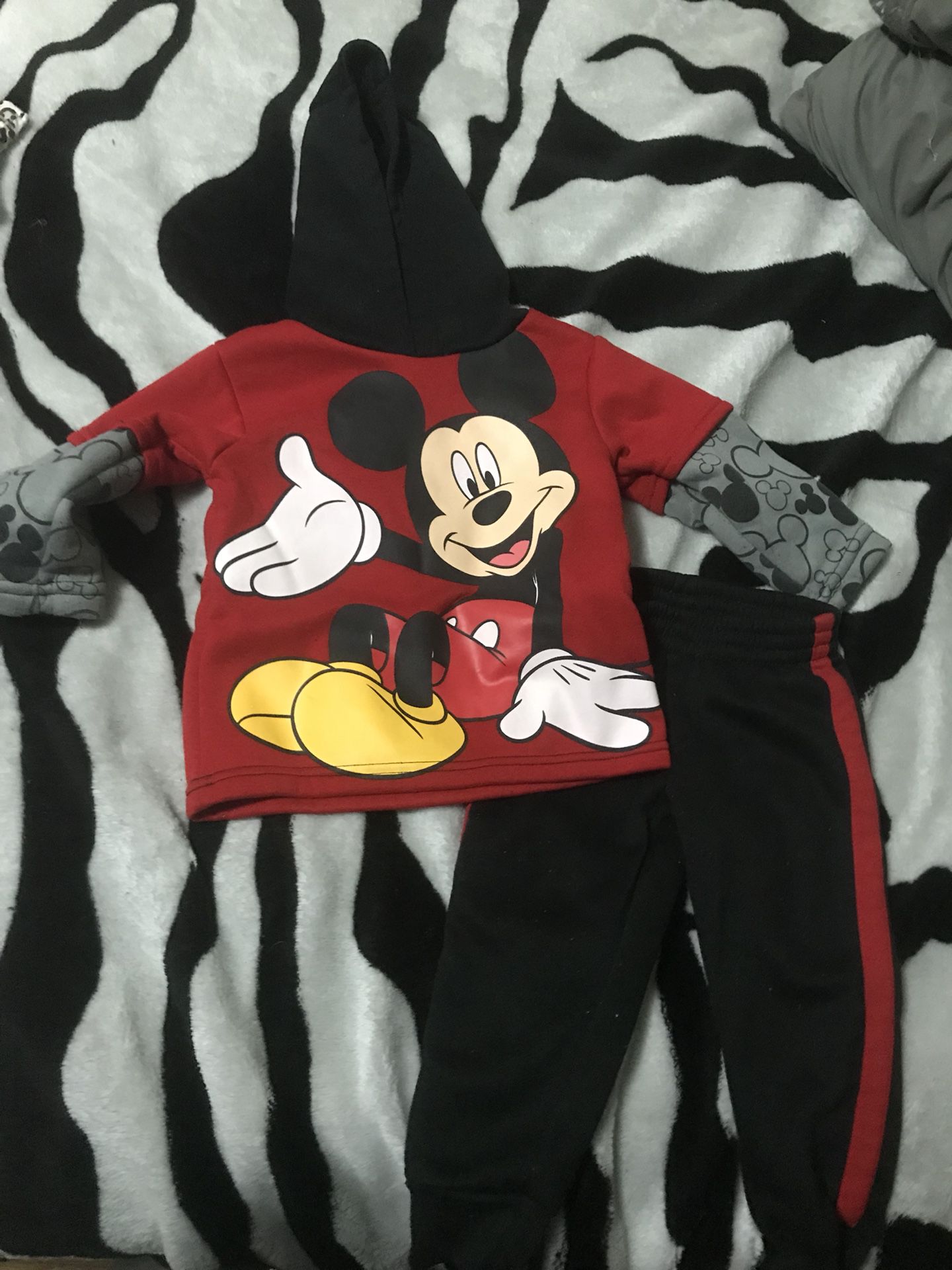 Toddler mickey mouse outfit