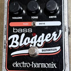 EHX Bass blogger Pedal