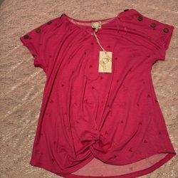 Nwt Women’s Pink Love Tru Self Medium Shirt  