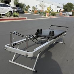 New ON SALE!! Foldable Pilates Reformer Machine For Home And Gym 300 Pounds Cap.