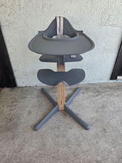 Stokke Nomi high chair