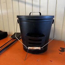 Ash bucket