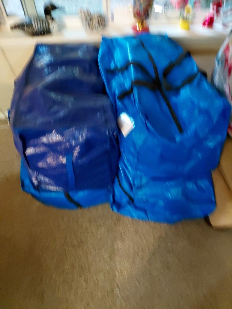 LOTS & LOTS & LOTS OF CLOTHING!!!!