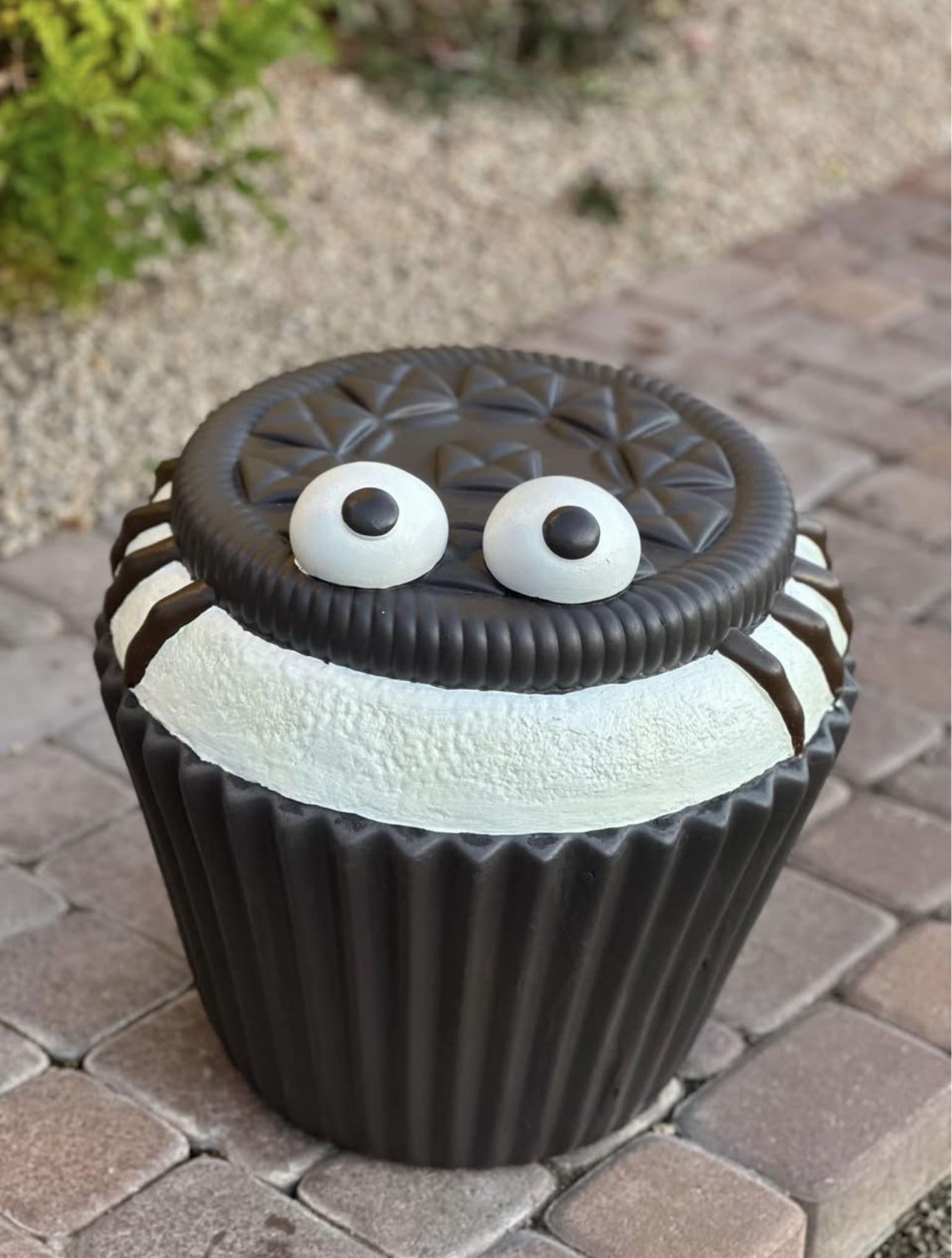 Oreo Cup Cake Stool