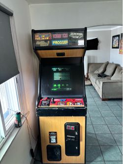 1981 arcade cabinet.