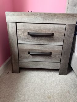2-Drawer Nightstand Gray Wood Finish