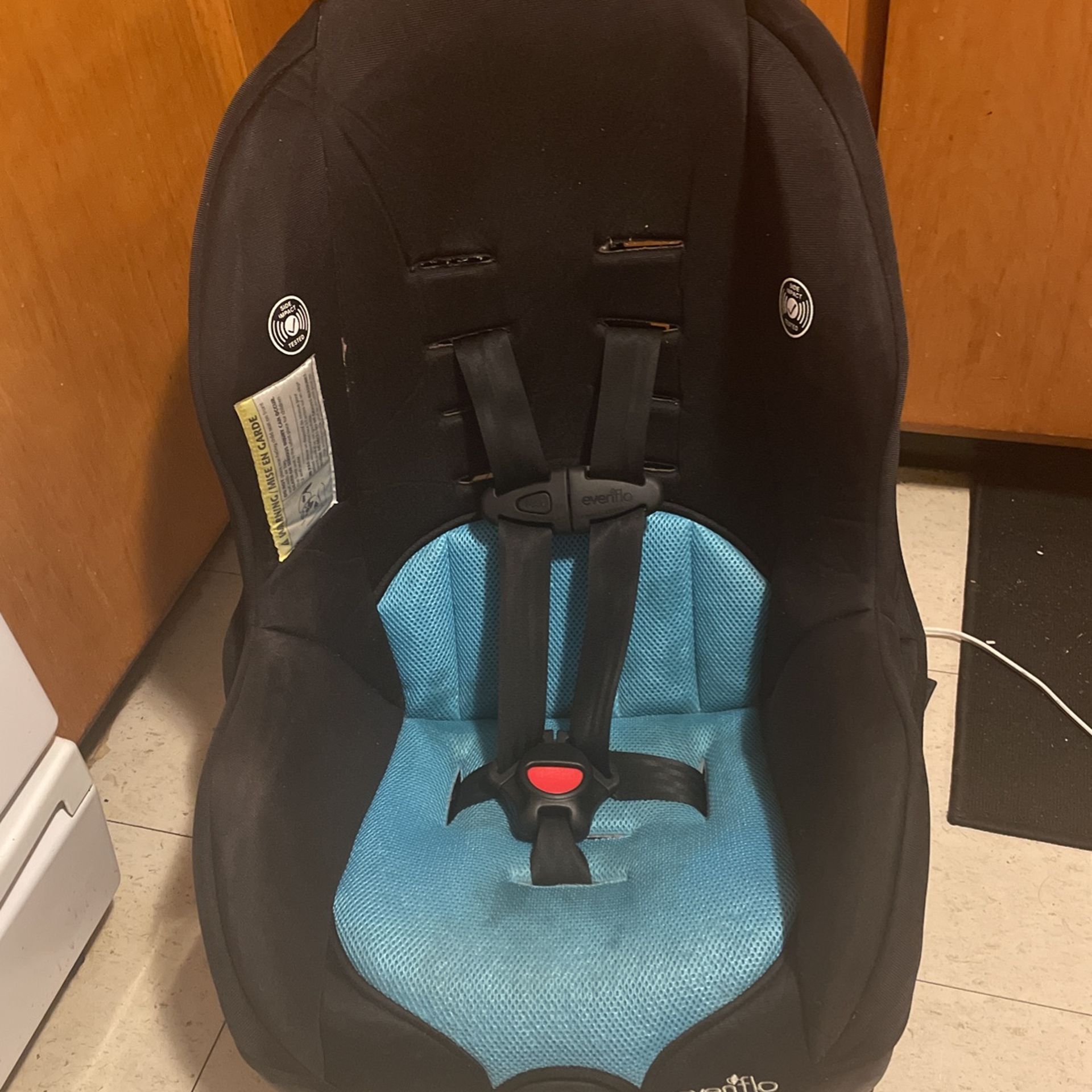 Evenflo Transitioning 2 Step Carseat