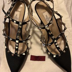 Black Heels With Studs