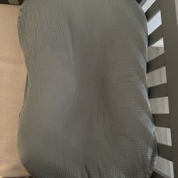 Snuggle Me Infant Lounger