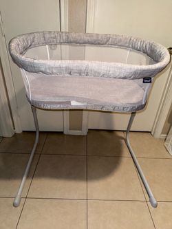 Halo bassinet