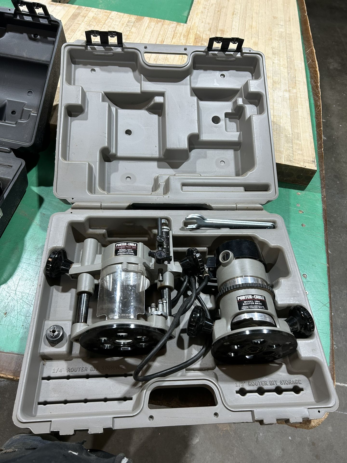 Porter Cable Router, Case, Fixed Base, Plunge Base