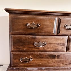  Dresser Beautiful Vintage 
