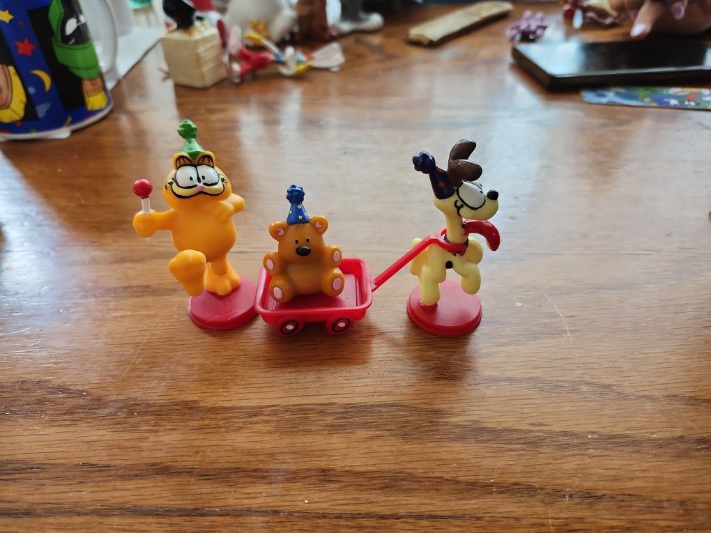 1980's Garfield Odie And Pooky The Bear Cake Toppers
