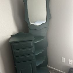 Green Shelf With Mirror!