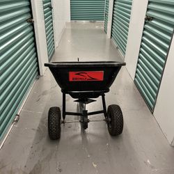 BRINLY-HARDY Tow-Behind Broadcast Spreader for Lawn Tractors and Zero-Turn Mowers