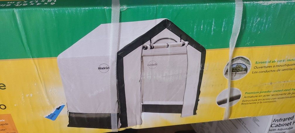 Miracle_Gro Greenhouse 6 x 4 x 6’