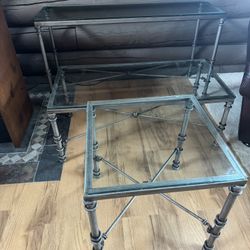 Pending: Metal/glass Living Room Table Set