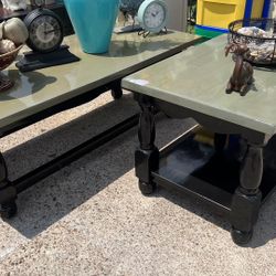 Set Coffee Tables $100
