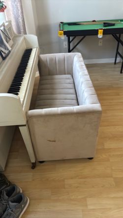 Free kids couch
