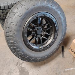 17x9 Lock Rims 6 Lug 6x139 6x5.5 On Used Tires 275 70 17 