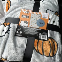Hello Kitty Blanket