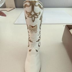 Fête White Diamonds Boot Trinket Box – Western Style Jewelry Holder (2000 Aztec Imports)