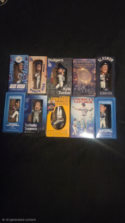 Dodgers bobblehead + WS trophy