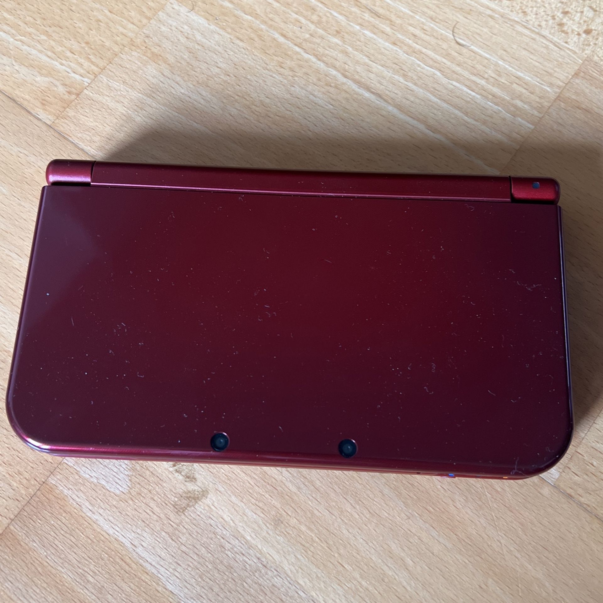 2019 Version The New Nintendo 3DS XL With Case, Charger, 8 Games