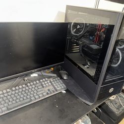 Gaming Pc With Monitor , Keyboard And Mouse 