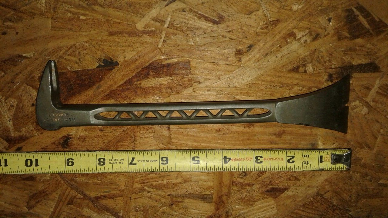 TITANIUM PRY BAR.