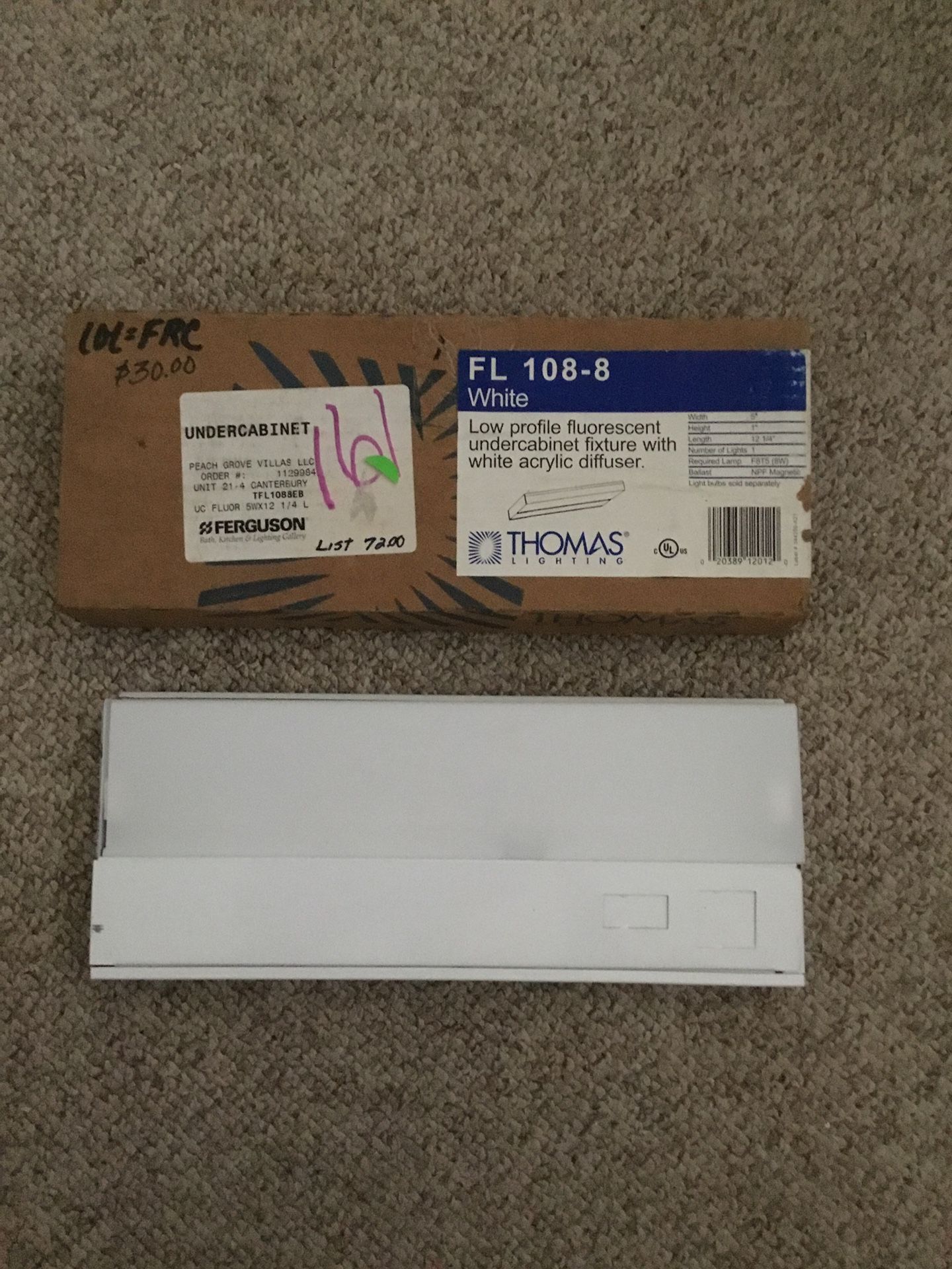 UNDER CABINET LIGHT