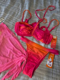 Swimming suit
