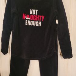 Brand New Secret Treasures Plush Ladies Pajamas Size Medium (8-10)