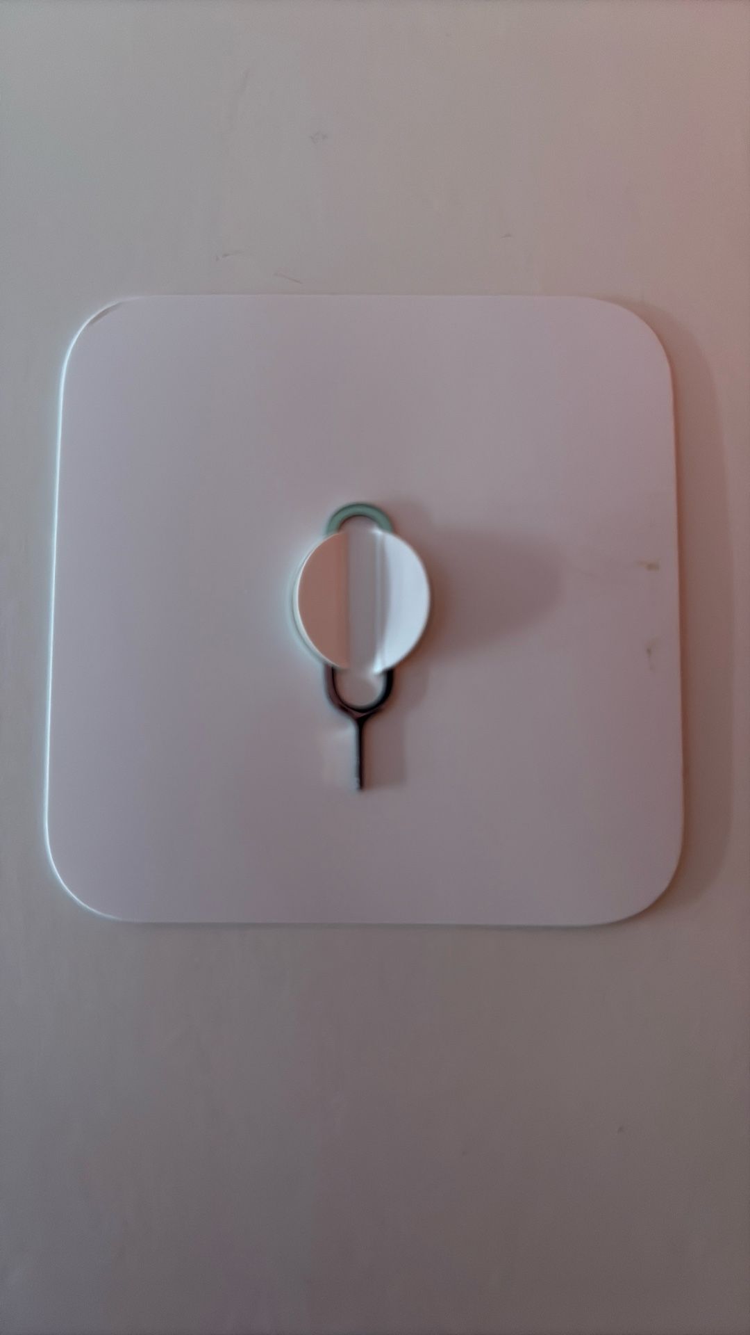 iPhone Card Opener