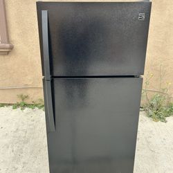 3 MONTHS WARRANTY 28x30x60 KENMORE FRIDGE BLACK 14CU FT 
