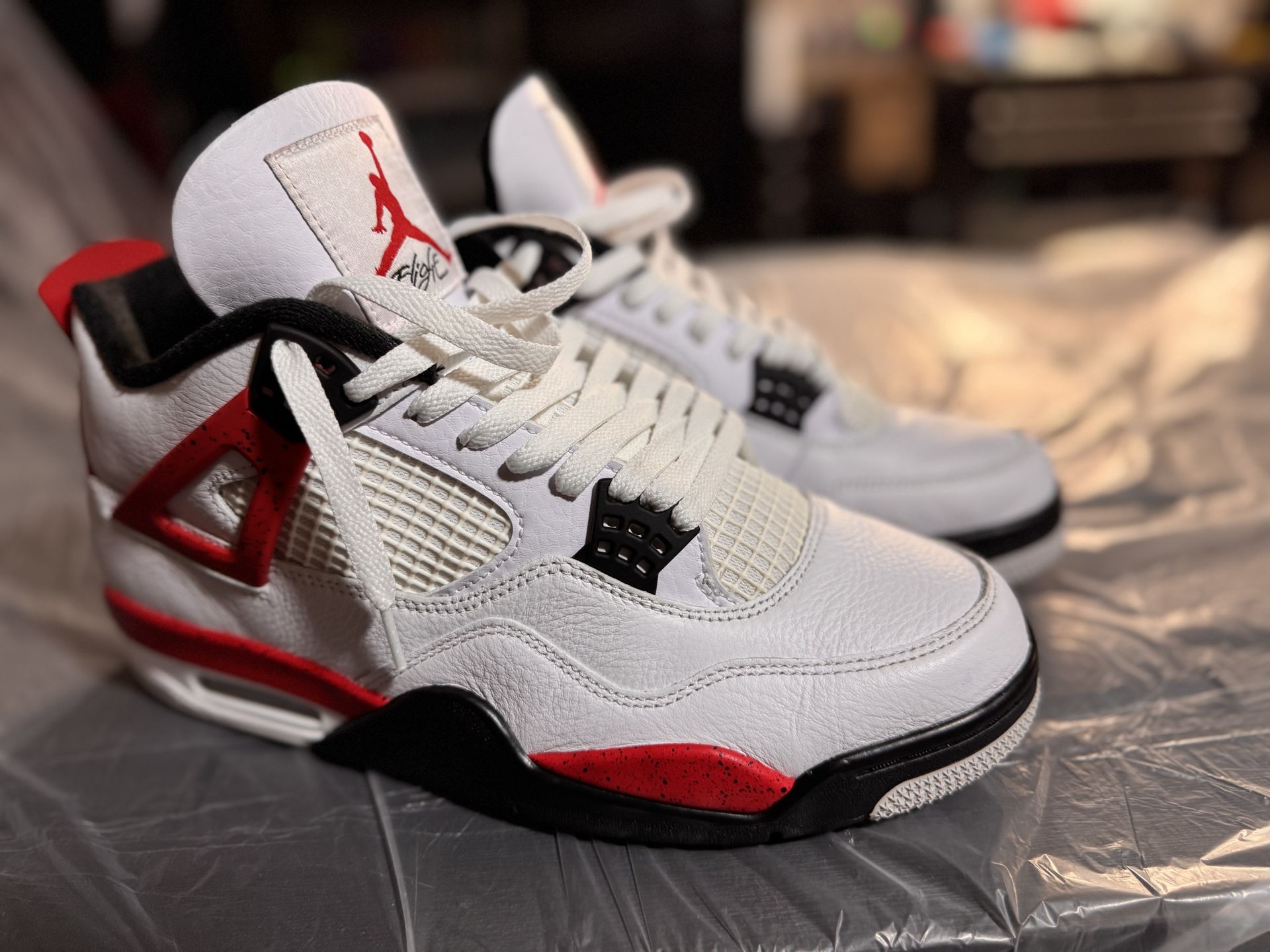 Men’s Jordans/Nikes Barely Worn