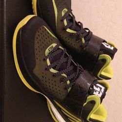 Men's ADIDAS RG3 III Energy Boost Size 12 NEW