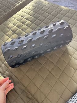 Trigger Point Carbon Deep Tissue Foam Roller 13’5