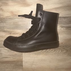 Black Rick Owen Jumbo Lace High Top Ramone’s