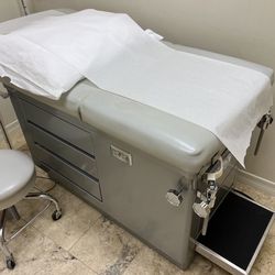 Free Medical exam table