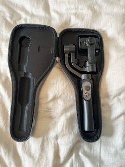 Electronic Selfie Stick