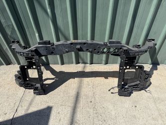 2025 Hyundai Kona Radiator core support