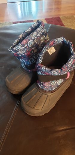 Size 11c Girls winter boots