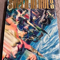 DC COMICS