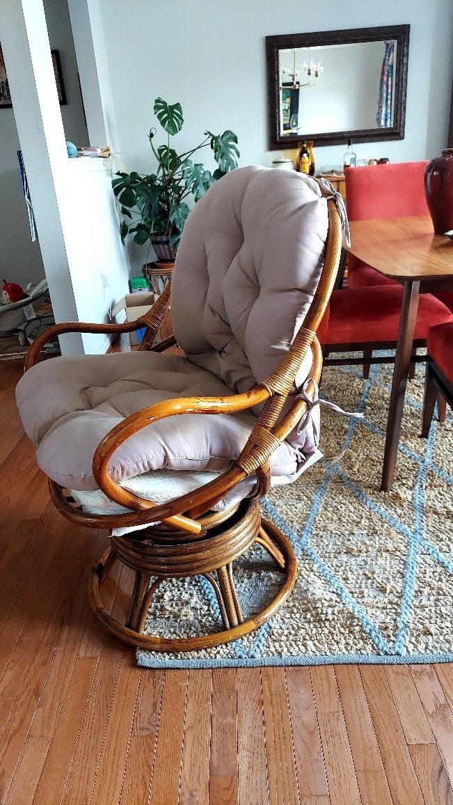 Bamboo Swivel Chair