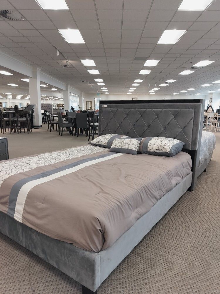 Queen Size Bed Furniture