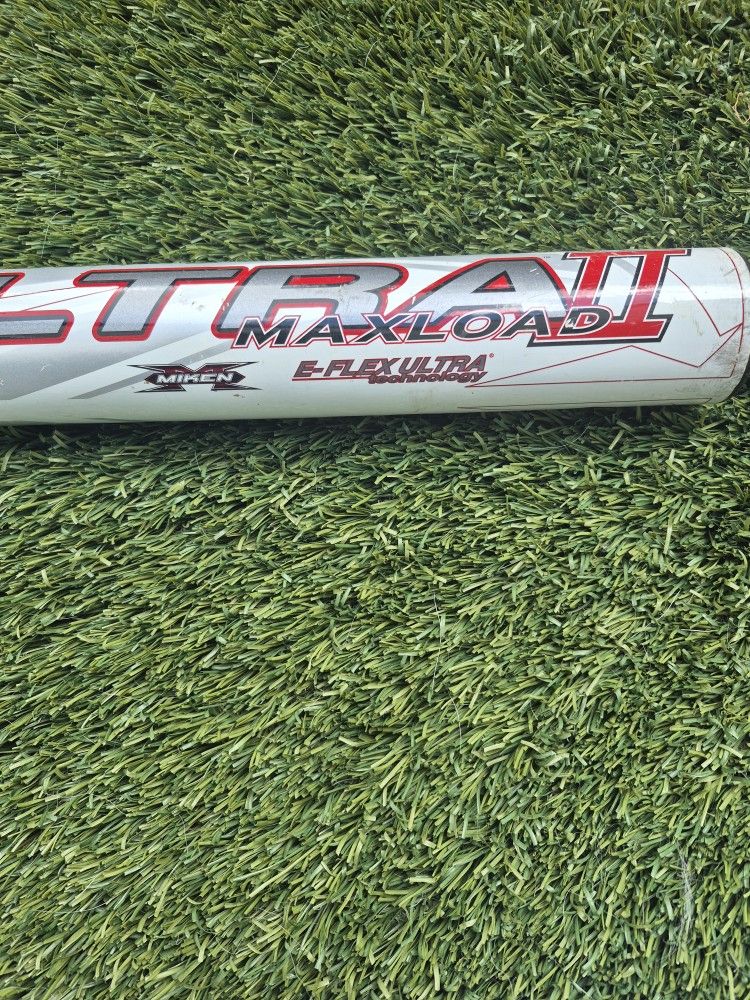 Softball bat