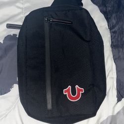 true religion sling bag / shoulder bag