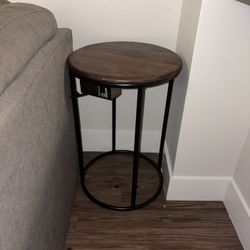 Modern Round Side Table w/ Built-In Power Outlet & USB Ports