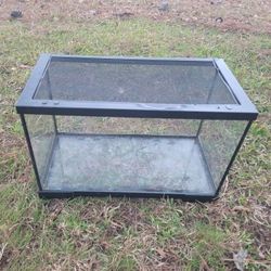 Reptile Tank With Sliding Lid ( Please Read Description )